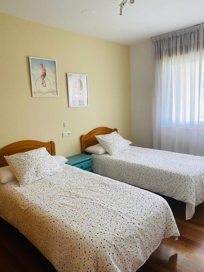 Tu Hogar En El Corazon De O Salnes Apartman Meaño Kültér fotó