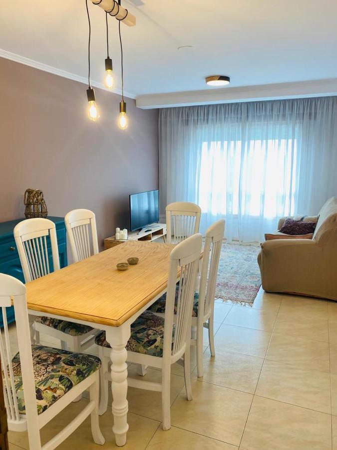 Tu Hogar En El Corazon De O Salnes Apartman Meaño Kültér fotó